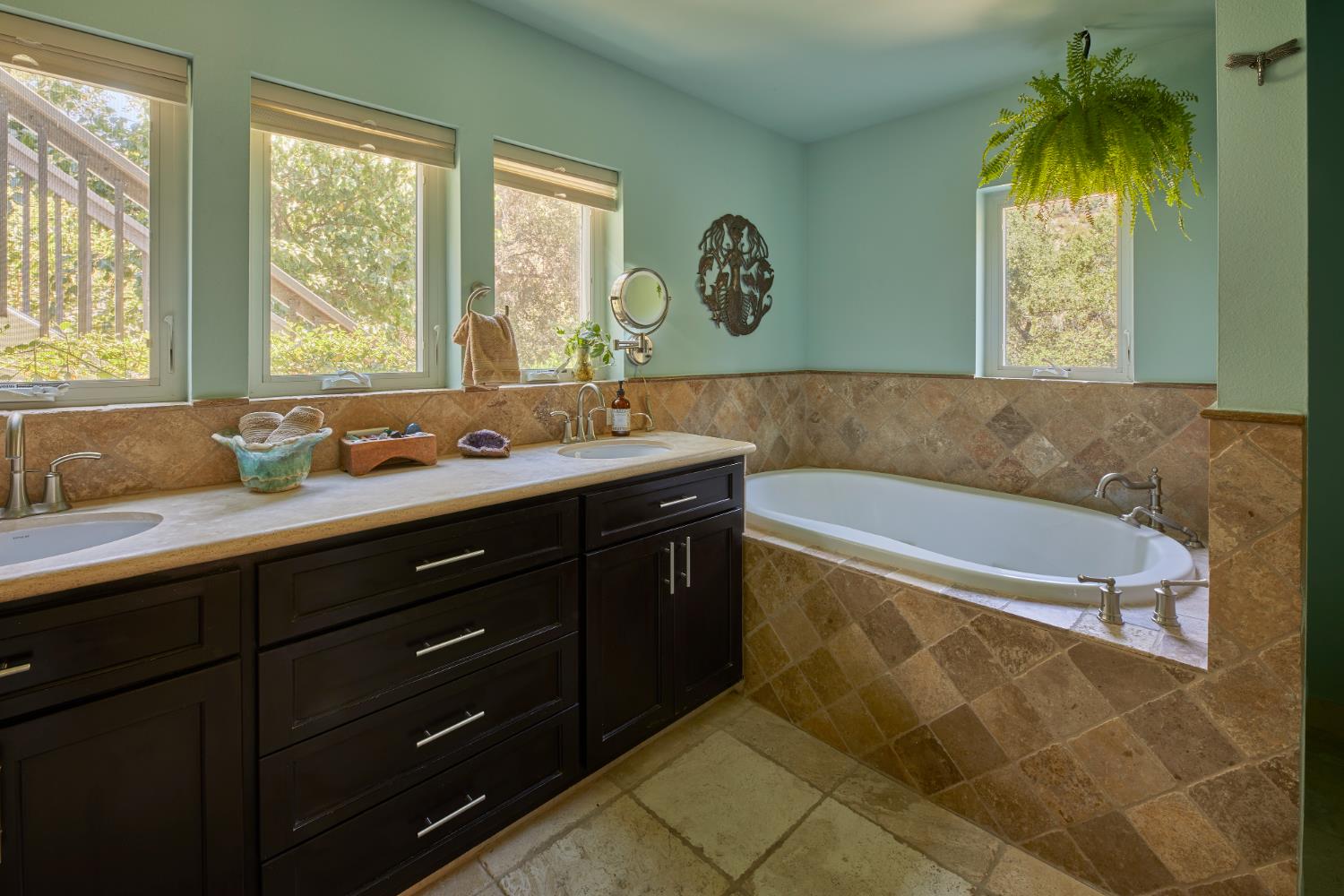 15990 Maricopa Highway