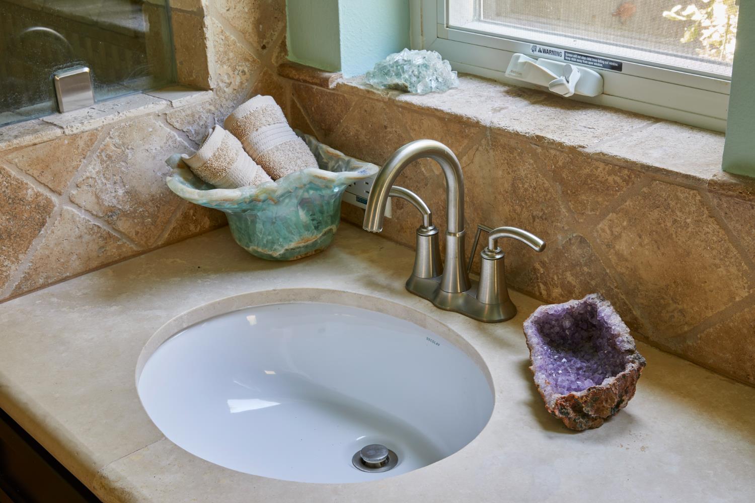 15990 Maricopa Highway