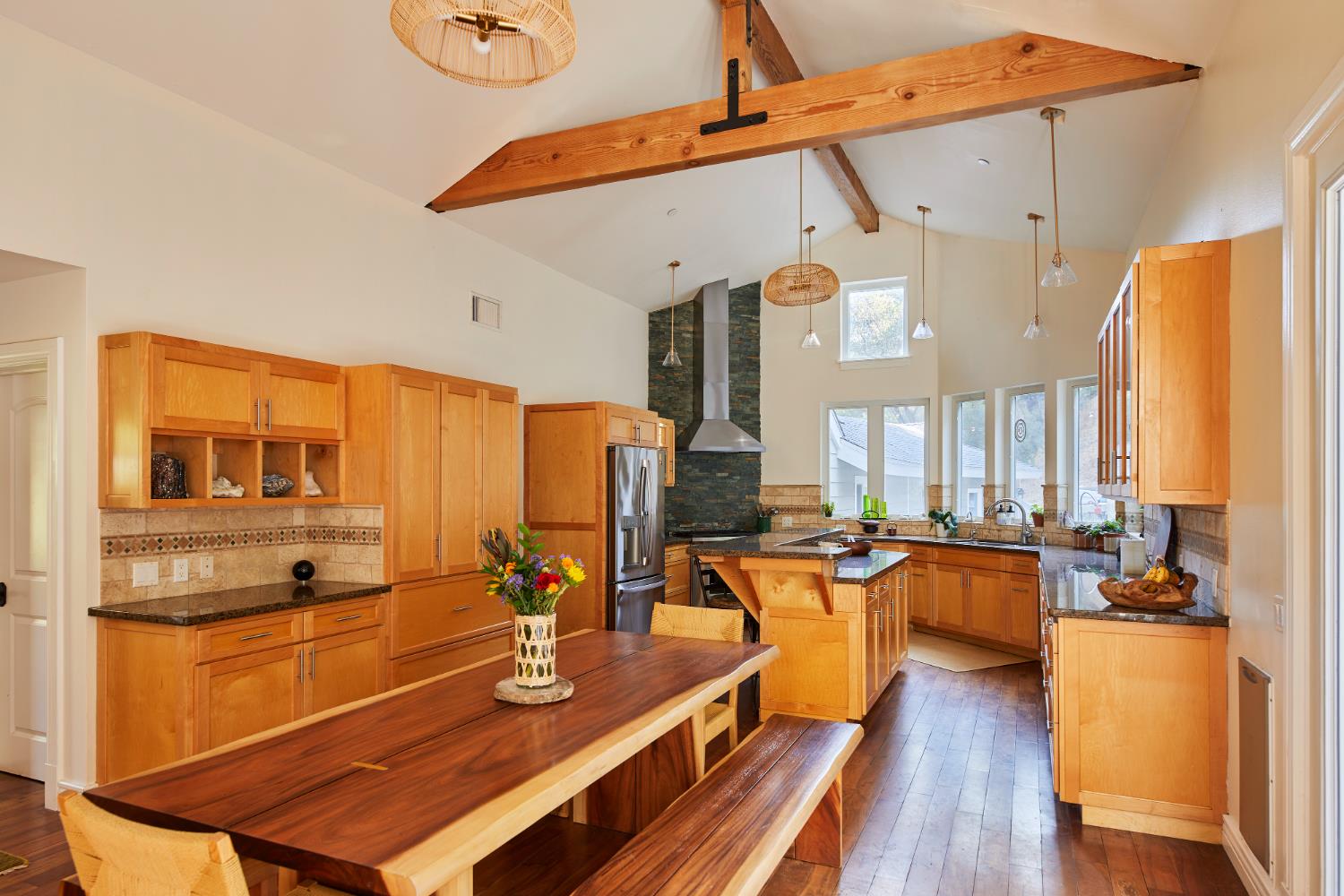 15990 Maricopa Highway