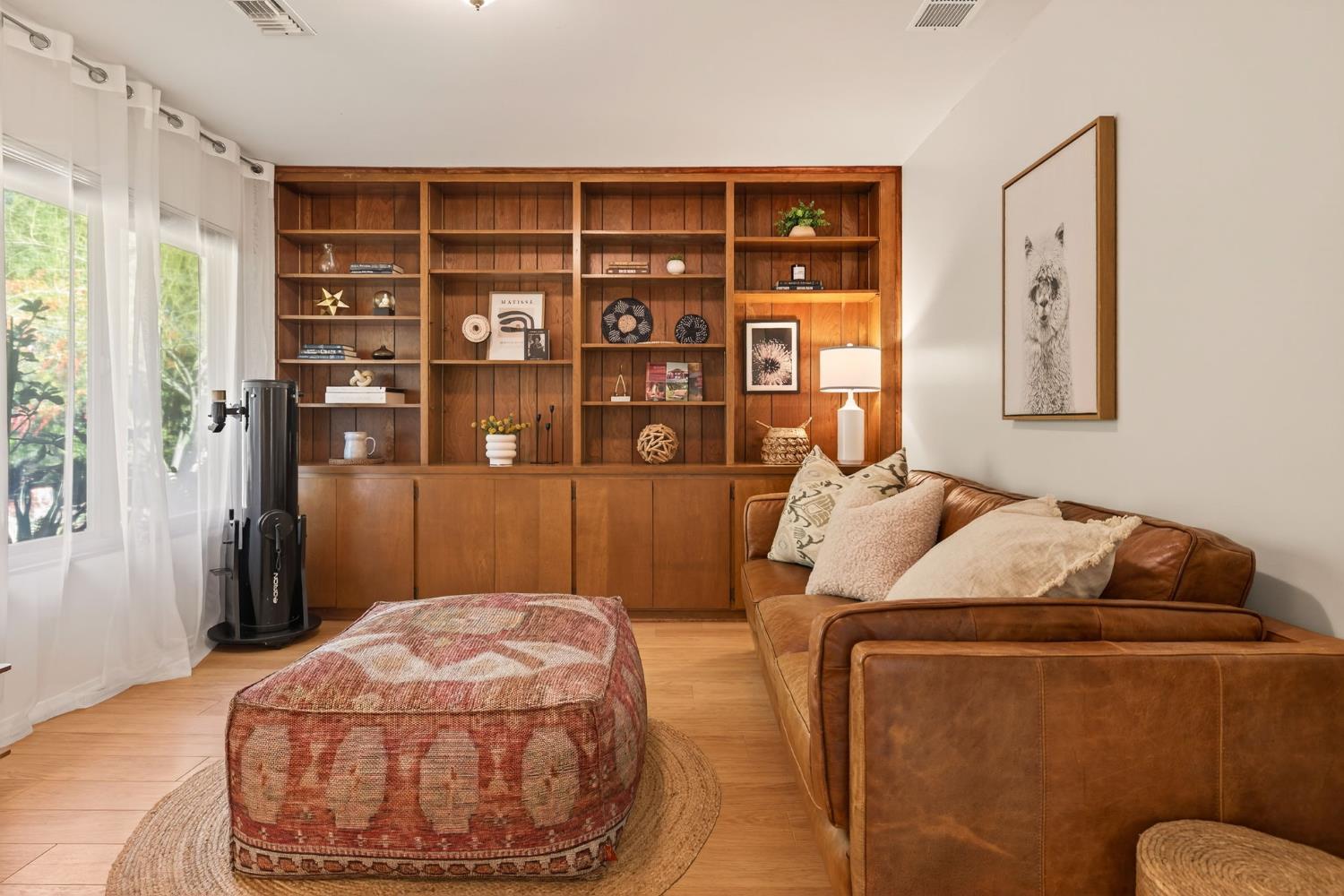 810 Del Oro Drive