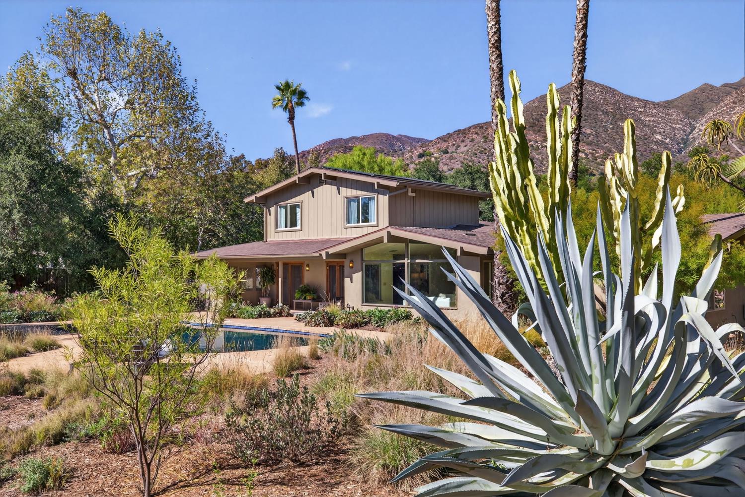 810 Del Oro Drive