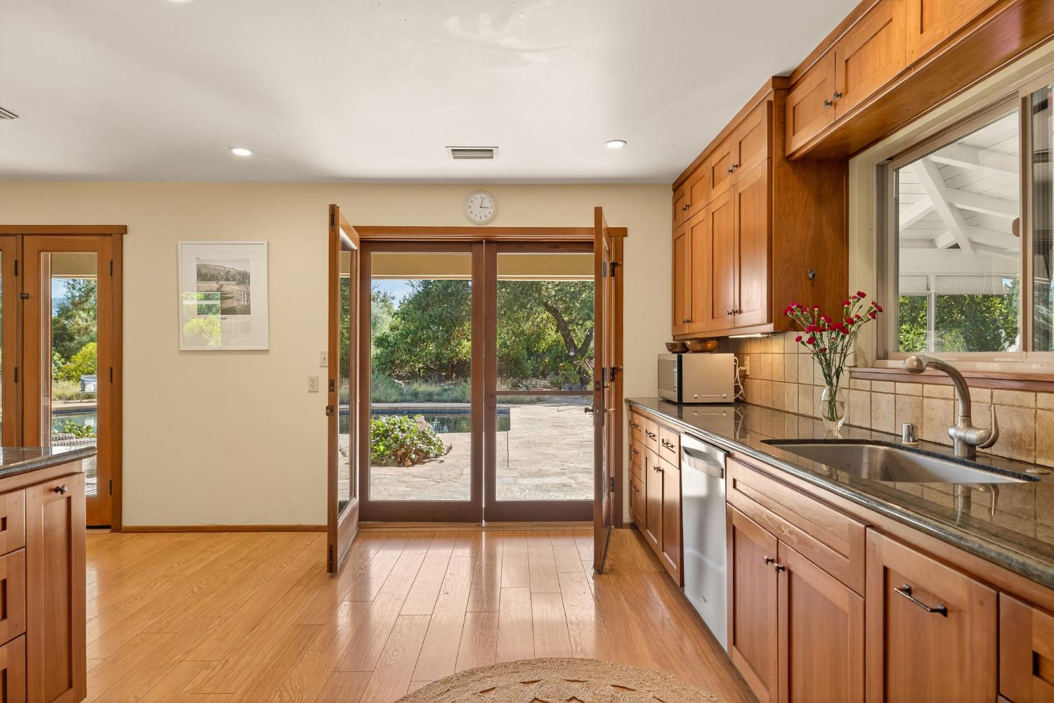 810 Del Oro Drive