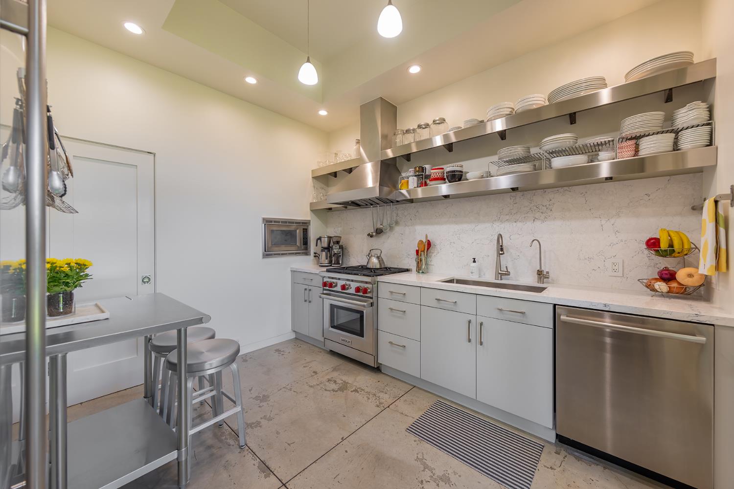 312 Fox St.