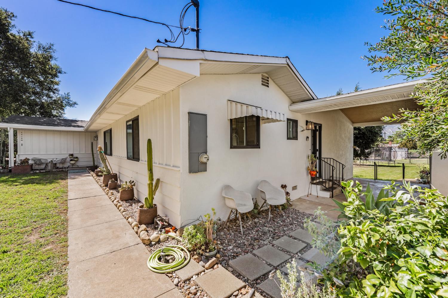 33 Monterey Drive