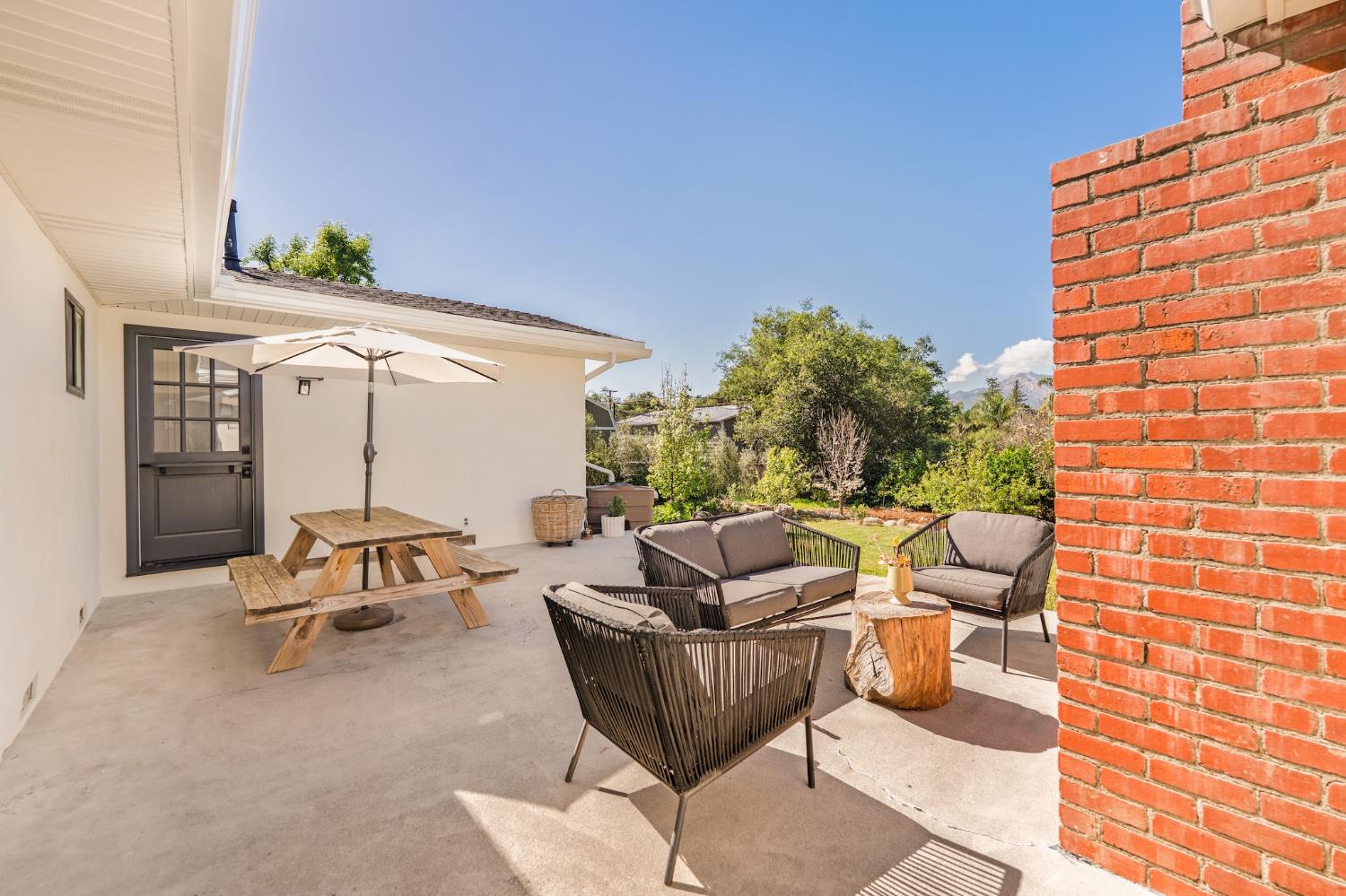33 Monterey Drive