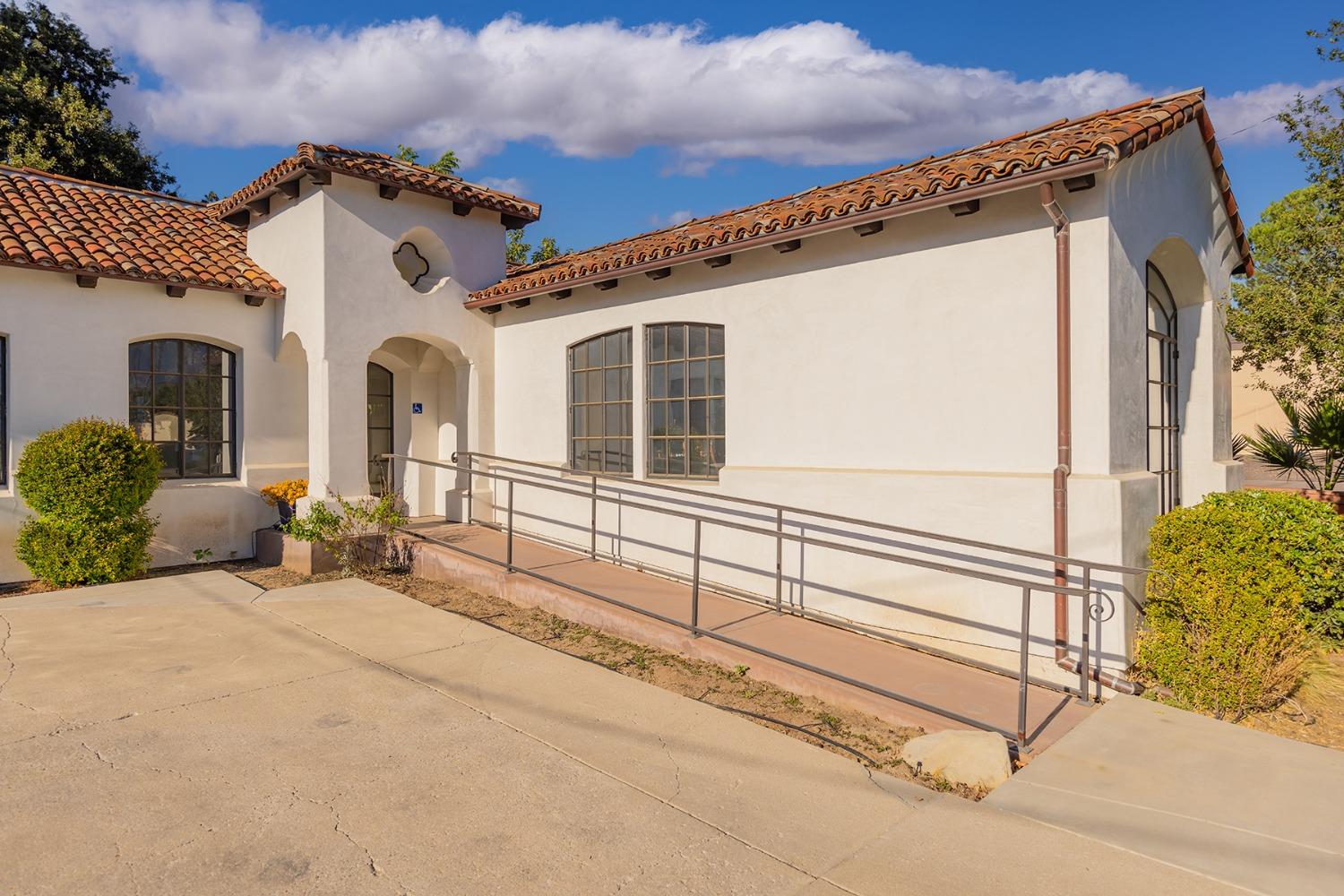 108 E Matillja Street