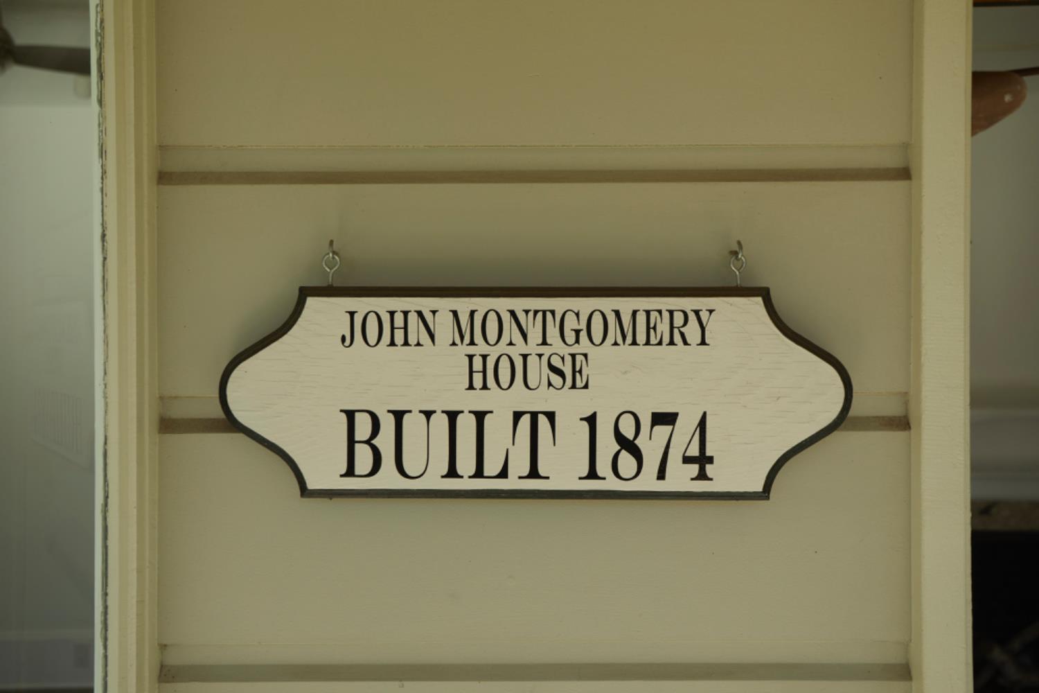 310 E Matilija Street