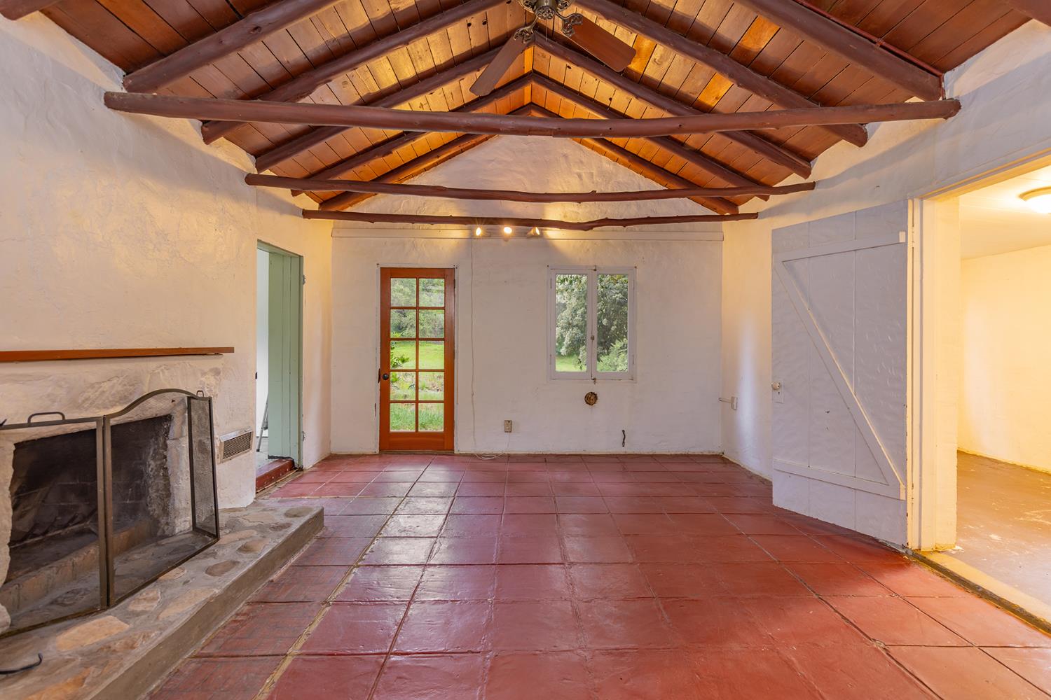 11954 Sulphur Mountian N/A