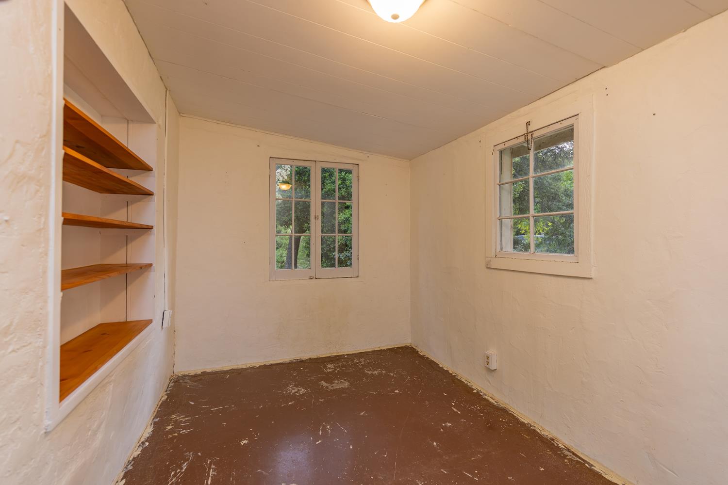 11954 Sulphur Mountian N/A