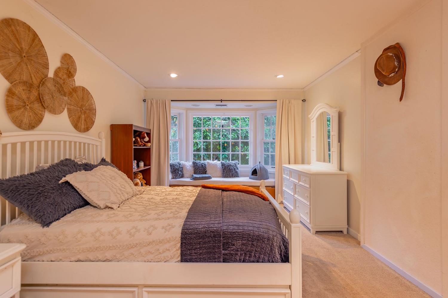 11849 Sulphur Mountain Road