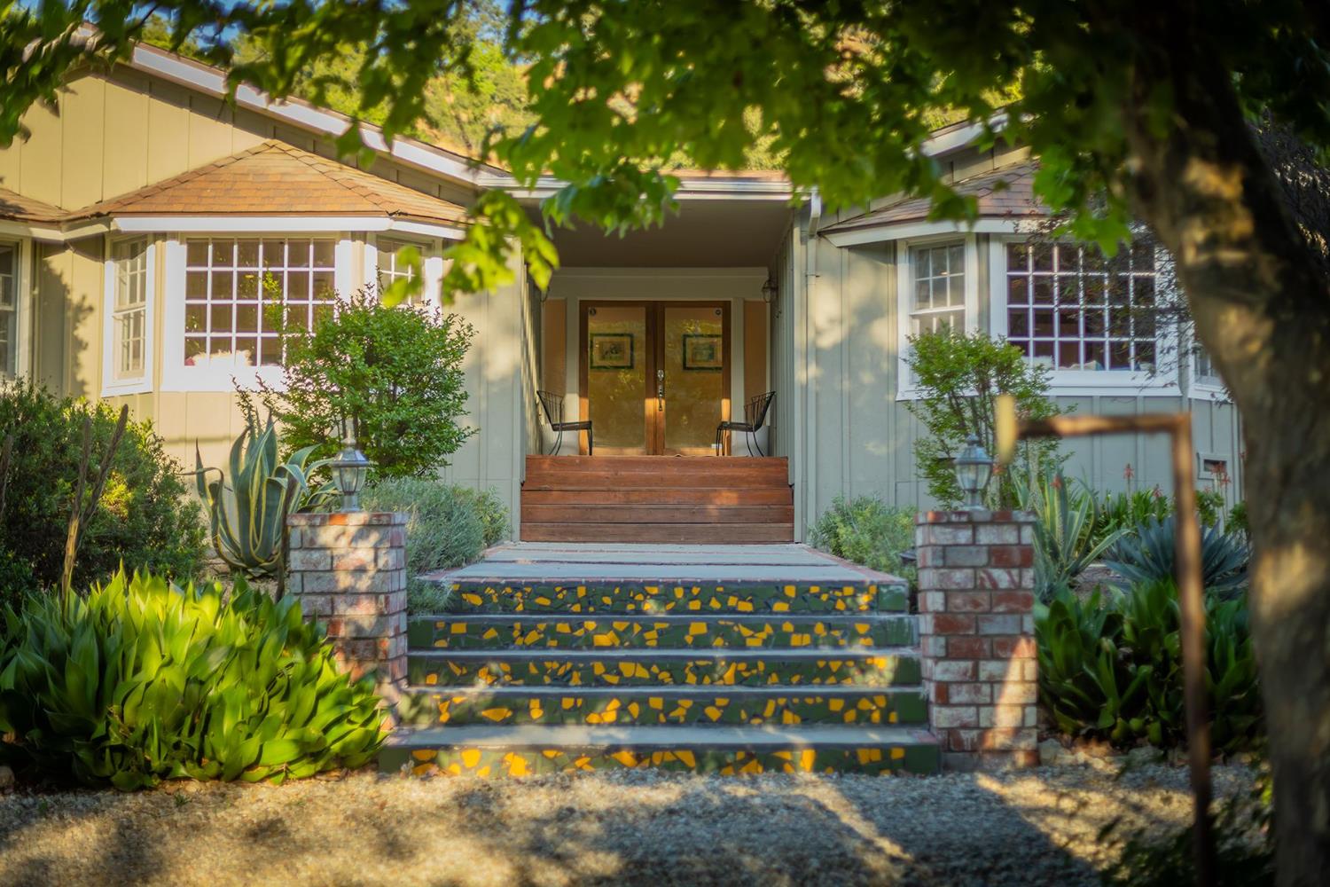 11849 Sulphur Mountain Road