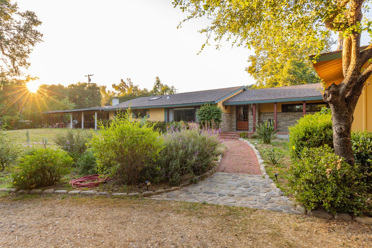 918 El Toro Rd.