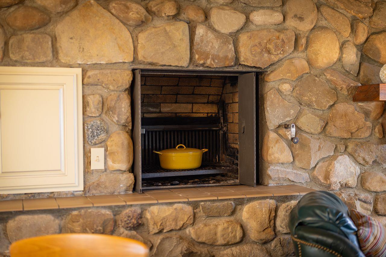 11111 Foothill Road