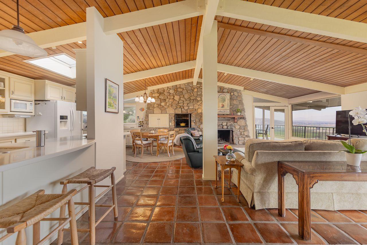 11111 Foothill Road