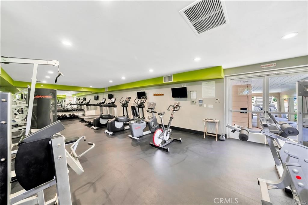 20301 Bluffside Circle 409