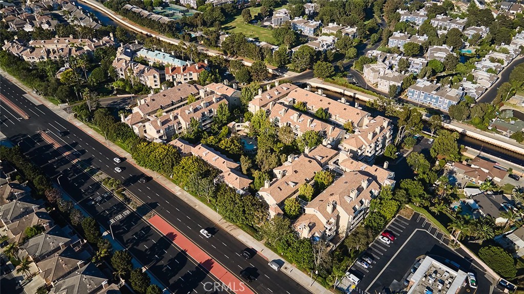 20301 Bluffside Circle 409