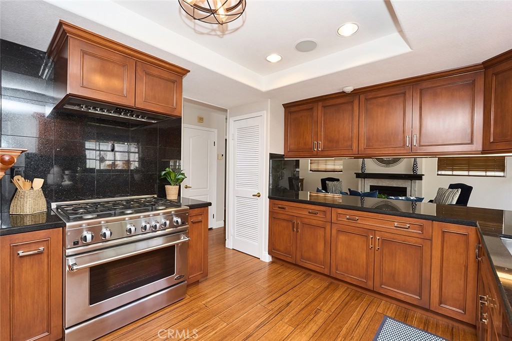 385 Park Avenue