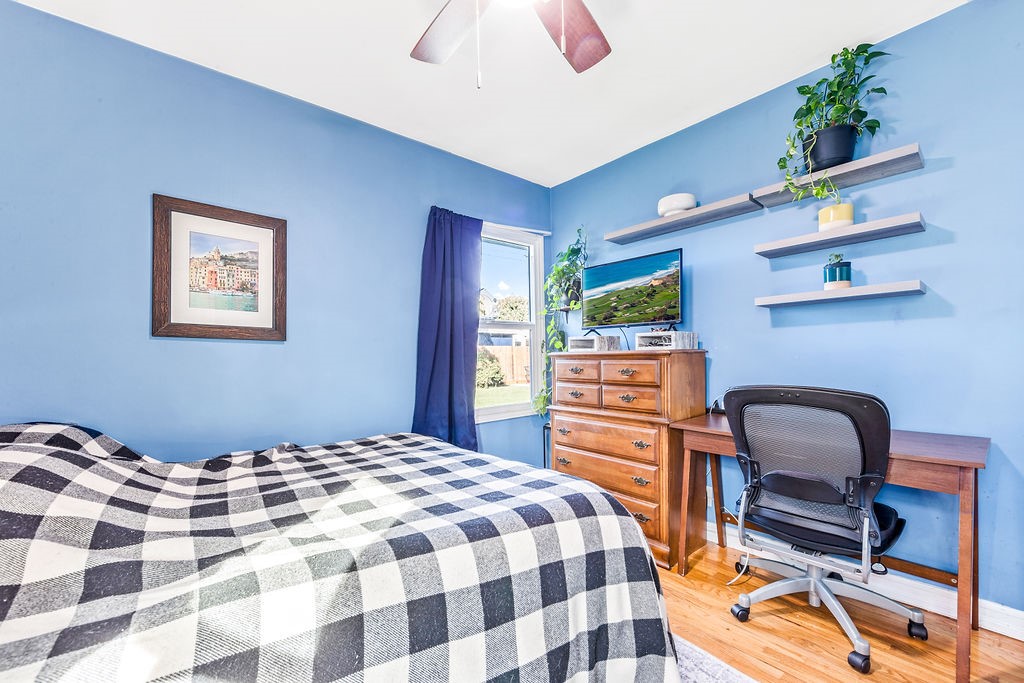 5615 E Peabody Street