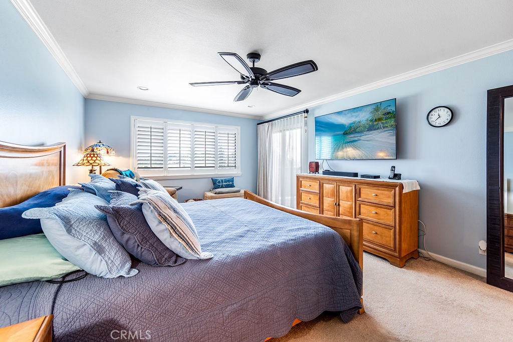 2001 Freeman Avenue 201