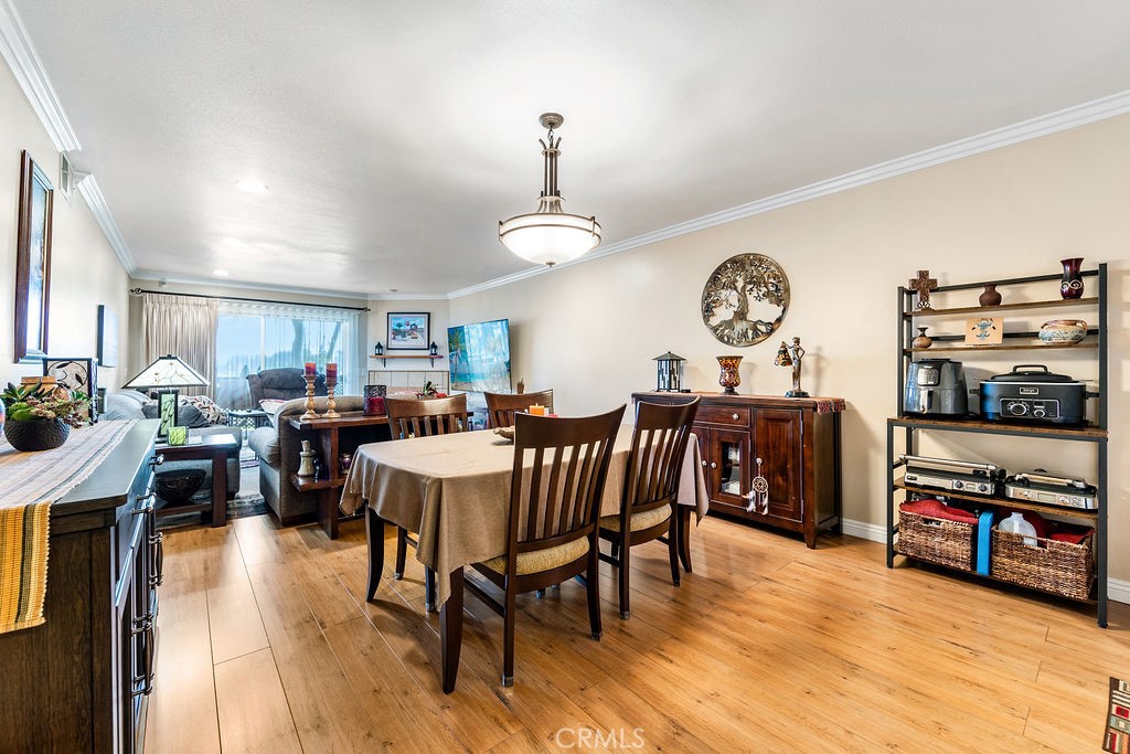 2001 Freeman Avenue 201