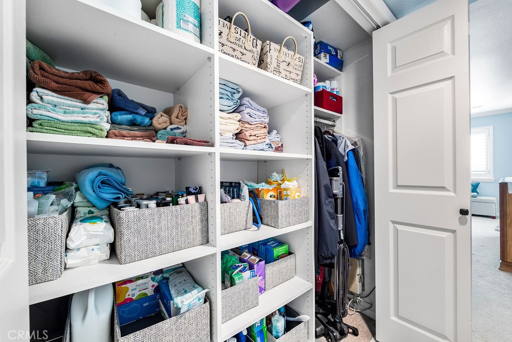 2001 Freeman Avenue 201