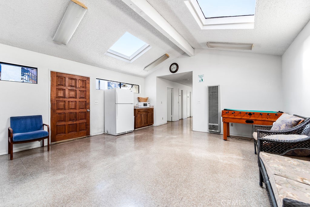 2001 Freeman Avenue 201