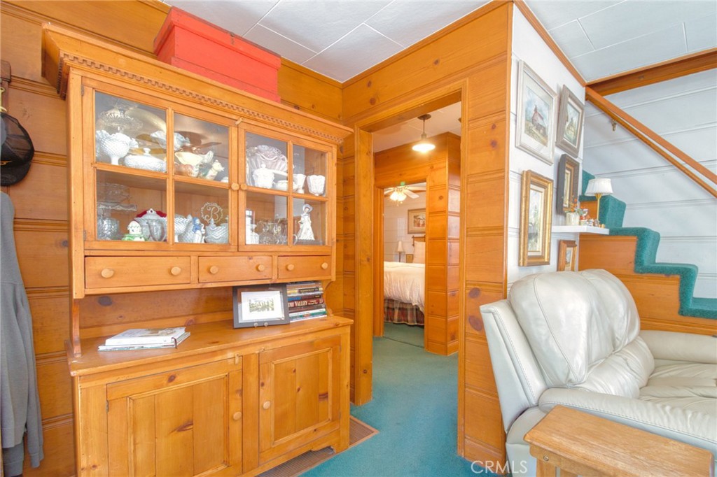 1154 Lark Road