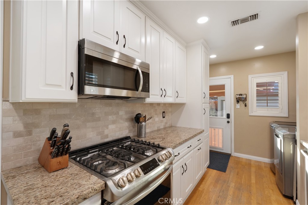 4559 Levelside Avenue