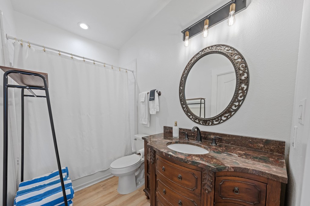 117 Point Rd # A Unit: 12 A