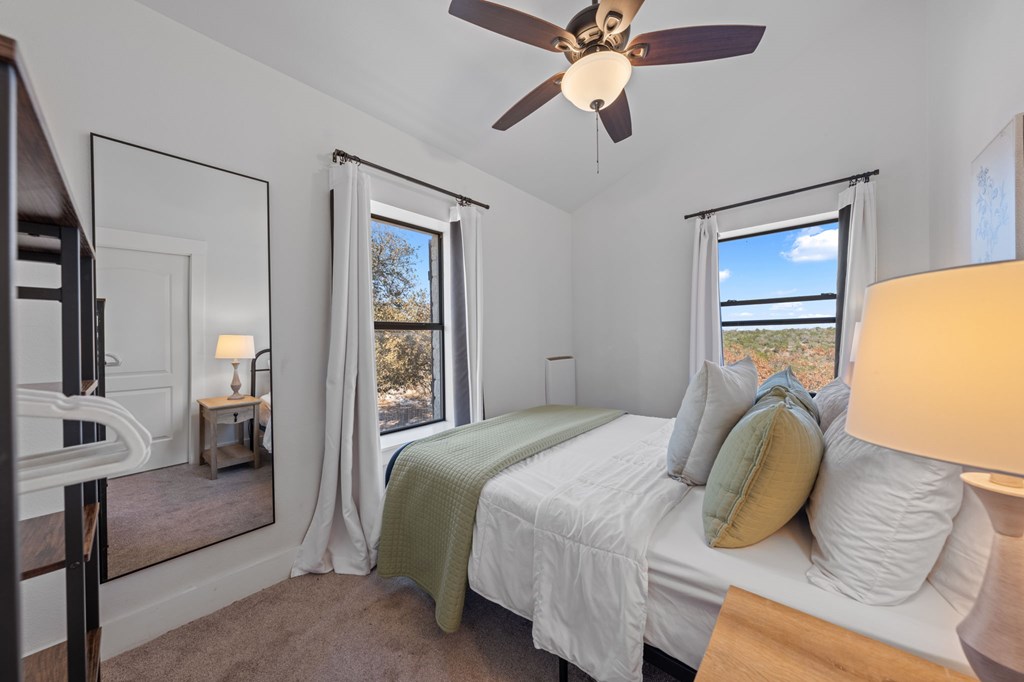 117 Point Rd # A Unit: 12 A