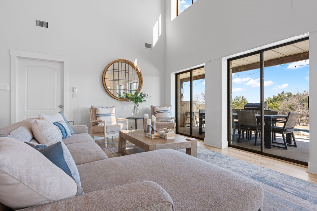 117 Point Rd # A Unit: 12 A