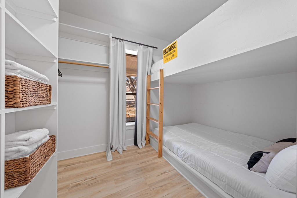 117 Point Rd # A Unit: 12 A