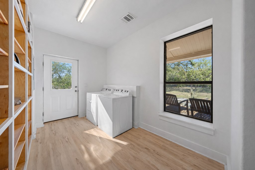 117 Point Rd # A Unit: 12 A