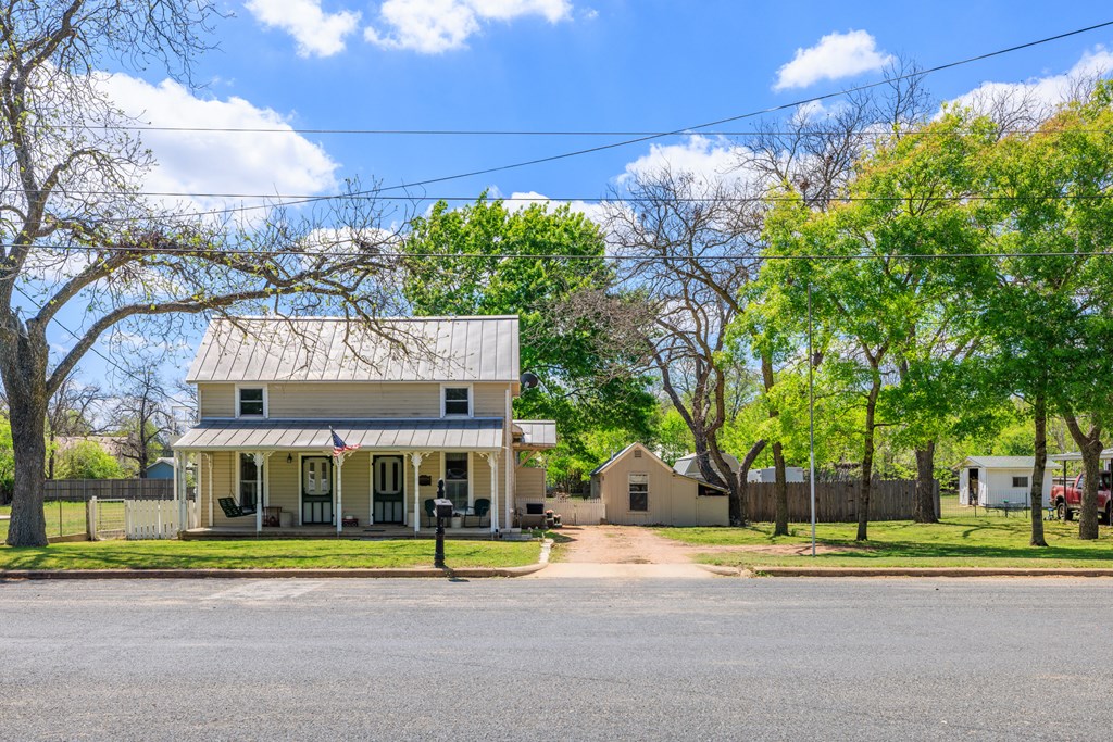 505 W San Antonio St