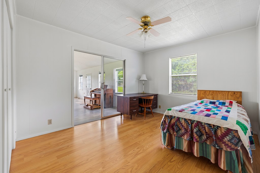341 River View Rd