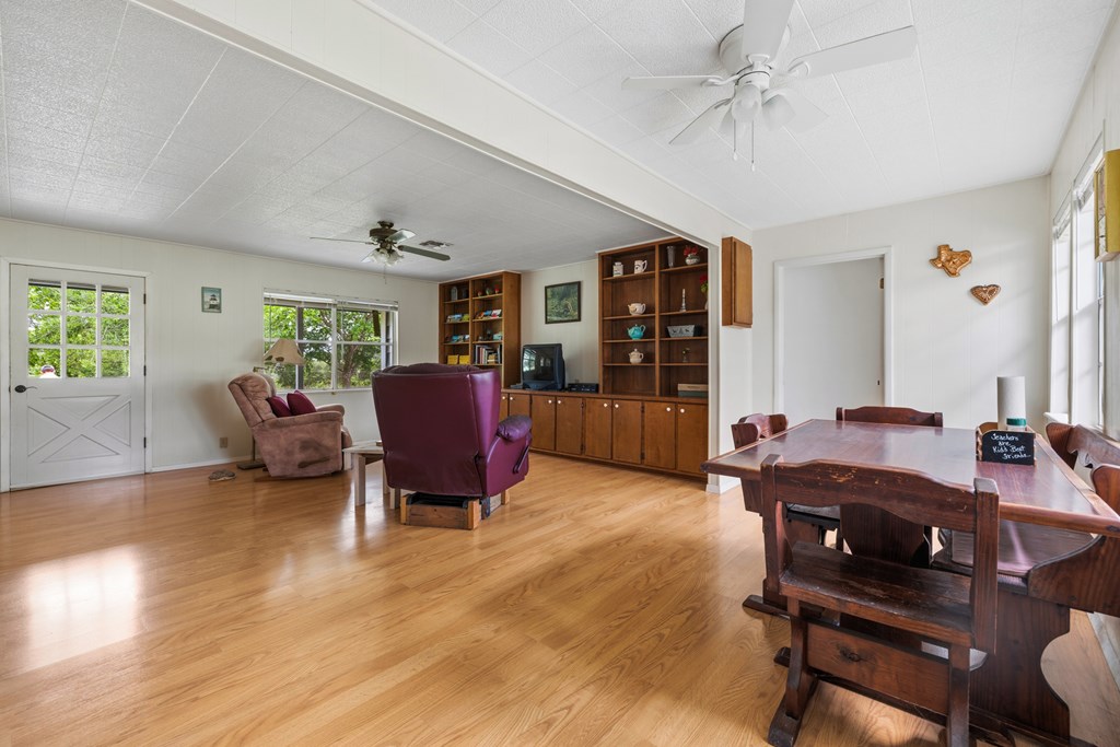 341 River View Rd
