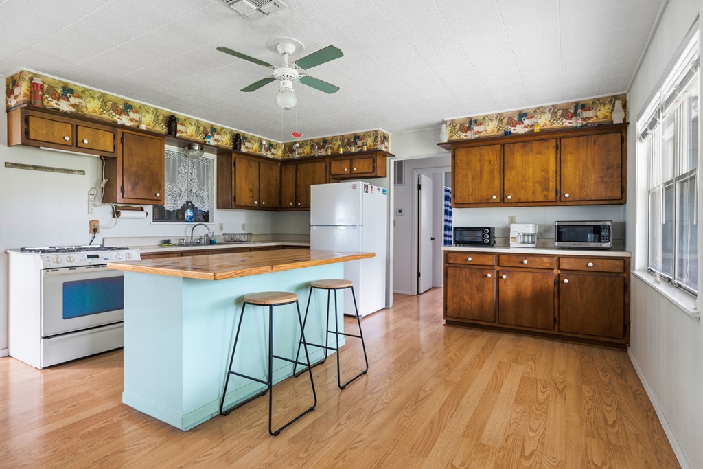 341 River View Rd