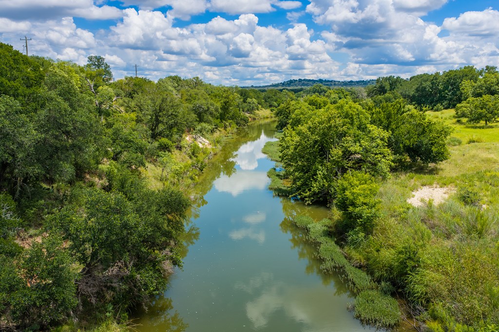 341 River View Rd