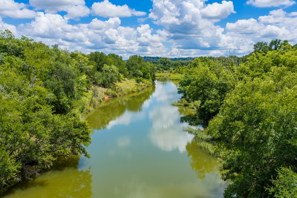 341 River View Rd