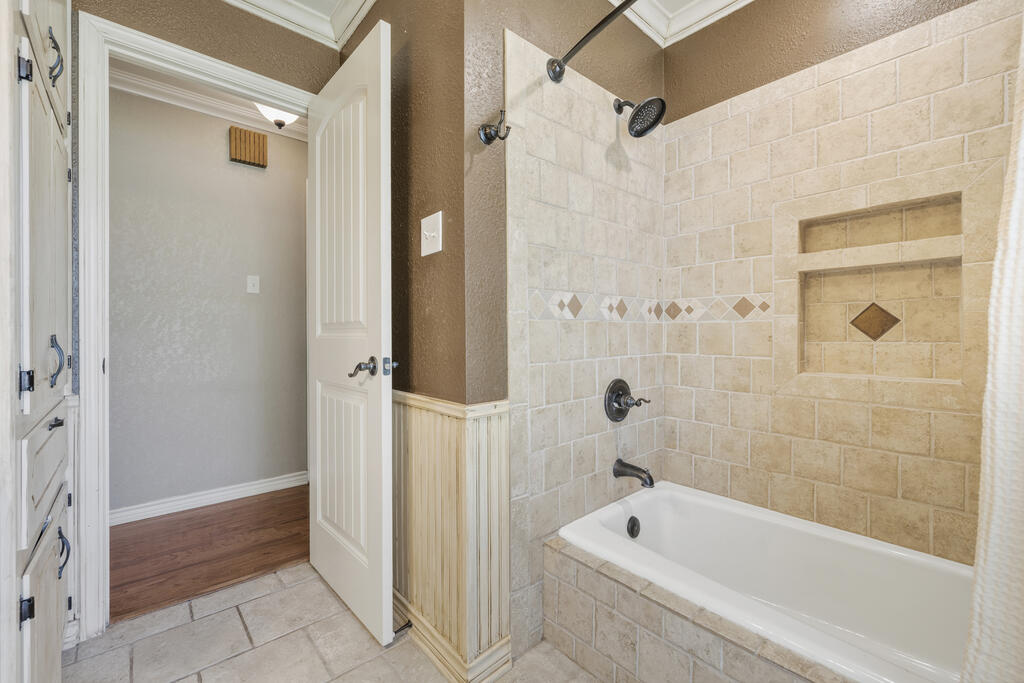 415 Meadow Ridge Dr