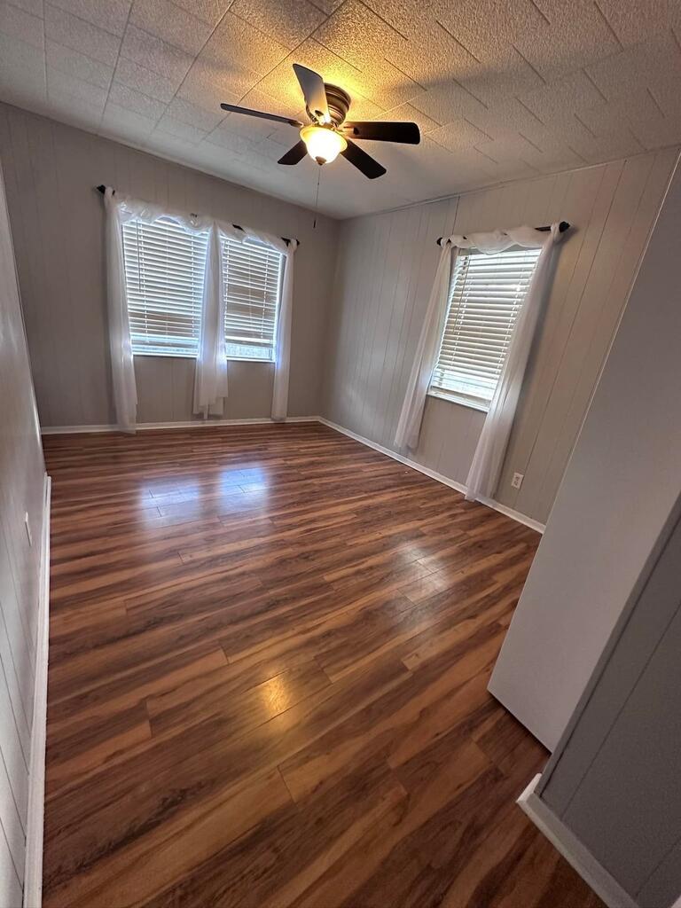 1132 Thiele Lane