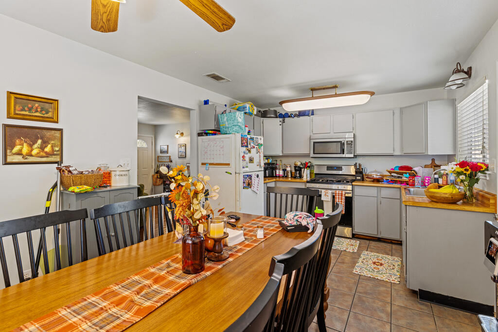 114 Fleury Way