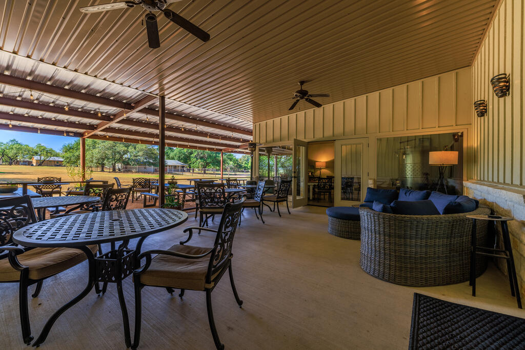 6009 US Hwy 290