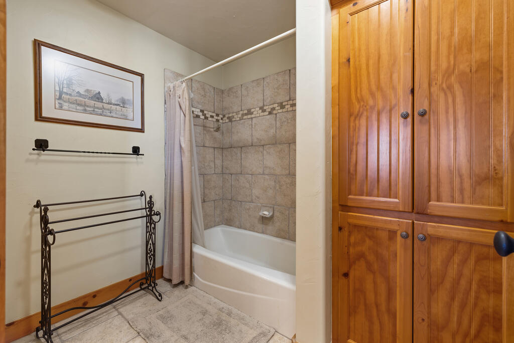 2150 Granite Springs Dr # 9