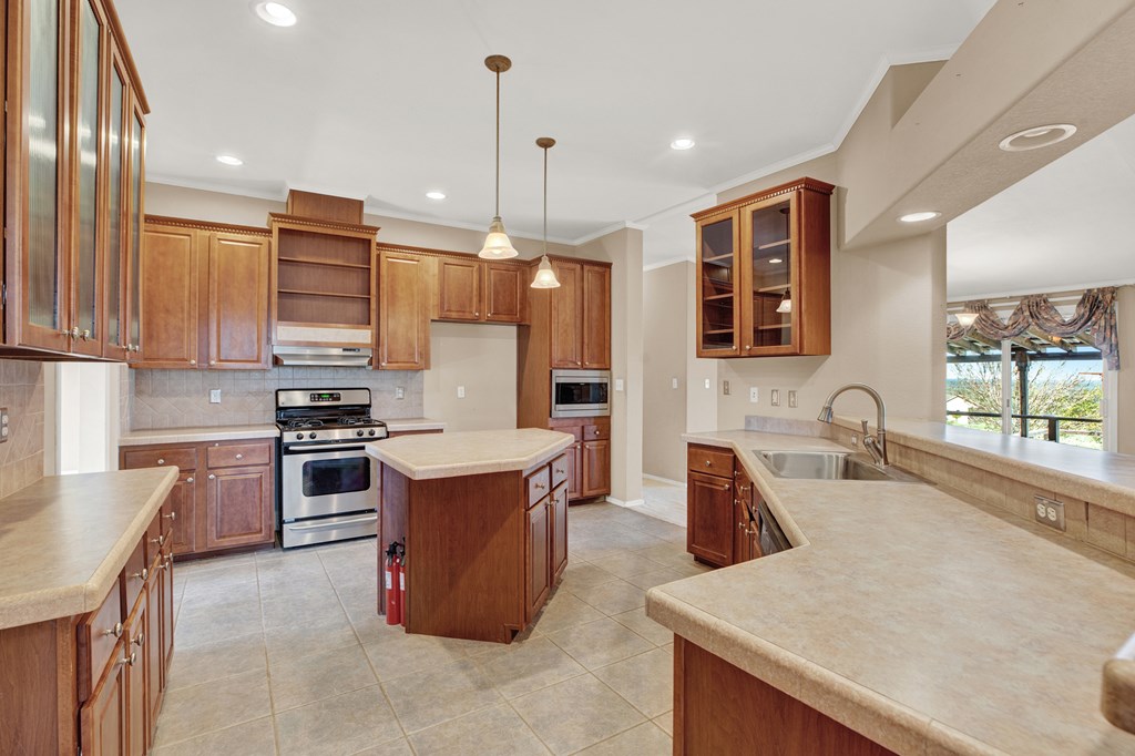 242 Spirit In Three Path