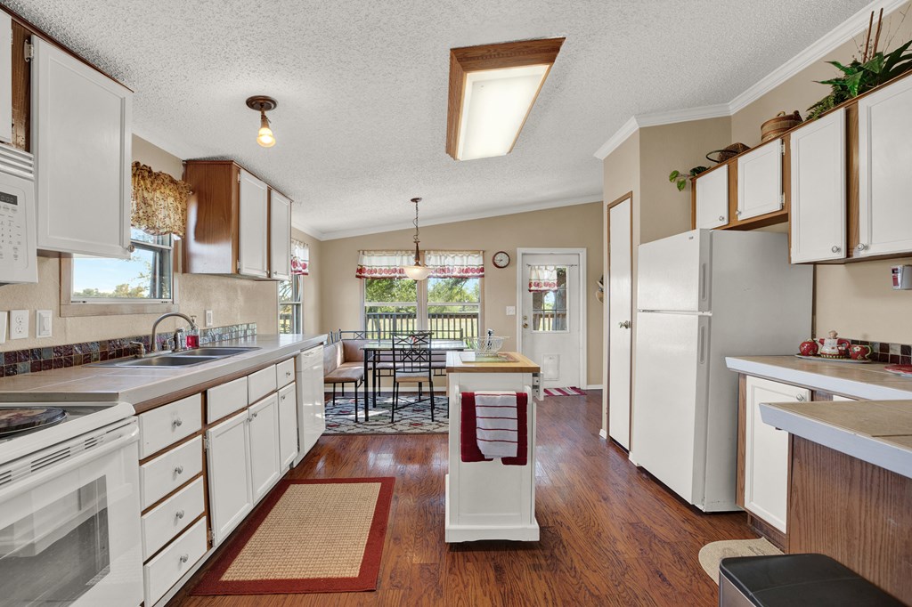 242 Spirit In Three Path