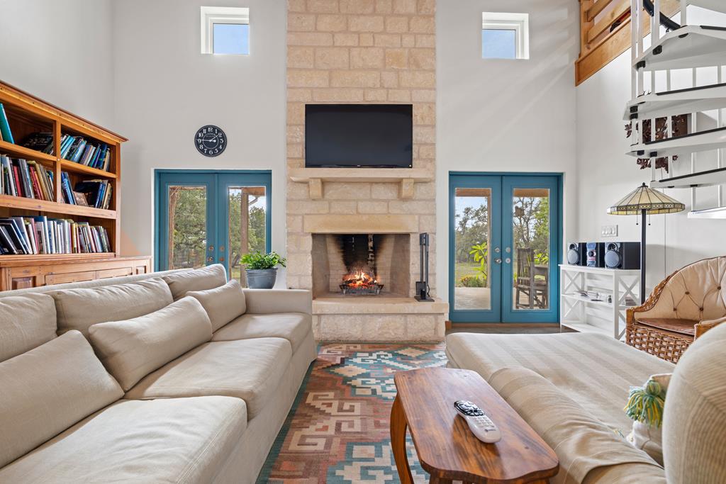 456 Colt Valley Rd