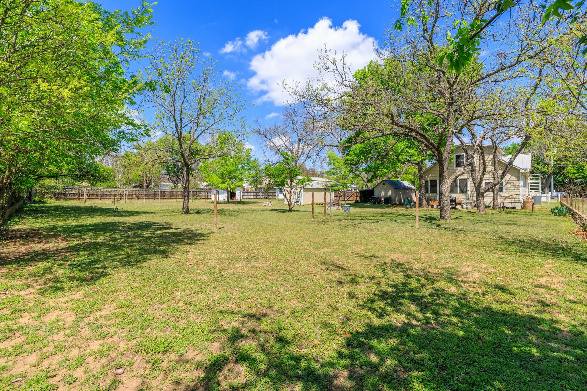 505 W San Antonio ST