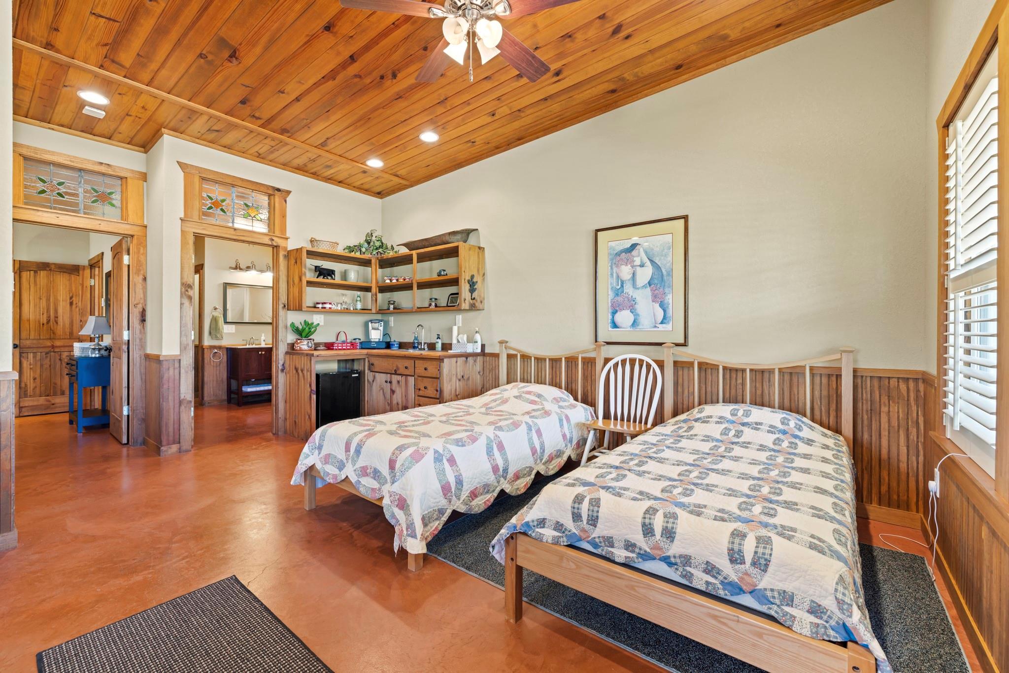 9352 N Ranch Road 783