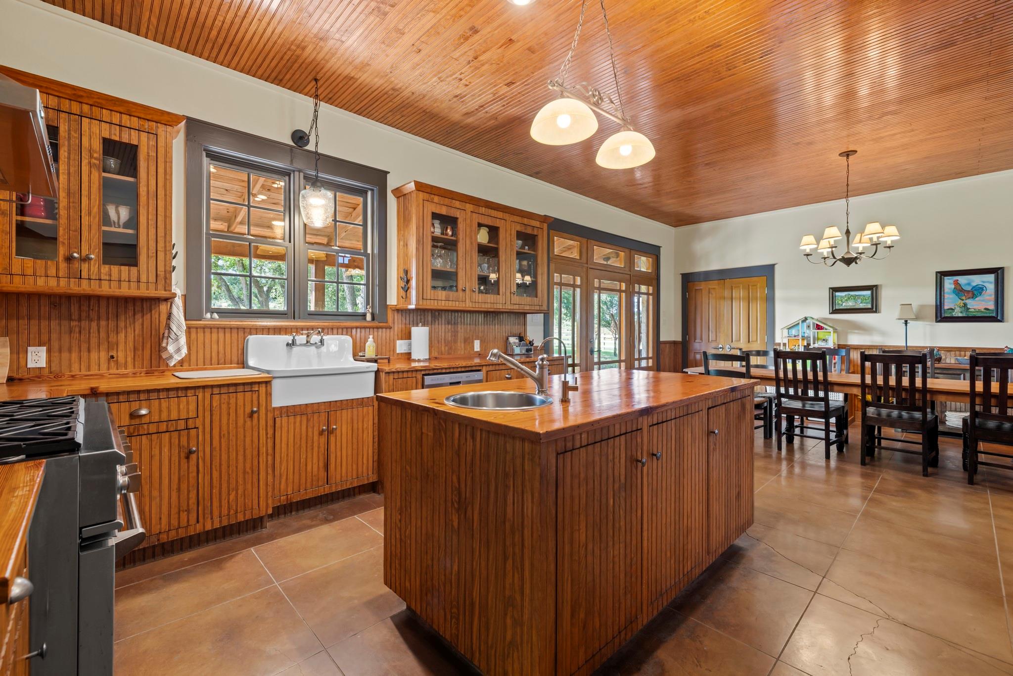 9352 N Ranch Road 783